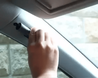 Safekey™ Pro | Nowa Wersja, 3-w-1 Narzędzie Ratunkowe | Łamacza Szyb & Noż do Pasa - 1+1 GRATIS