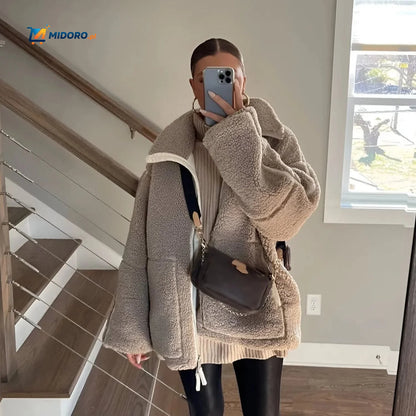 CozyLuxe™ Teddy Wełniana Kurtka | Luksusowy Komfort z Wysokim Kołnierzem i Miękką Wełną Jagnięcą